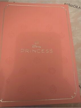 Pandora Disney Princess Pink Box